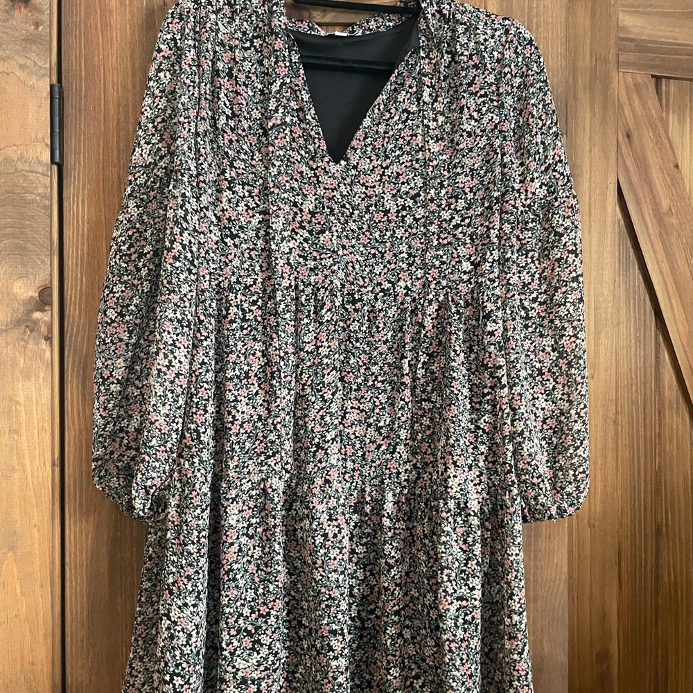 Luxology Black and Pink Floral V-Neck Sweater